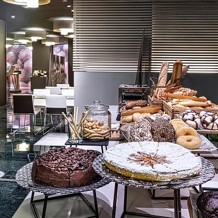 Melia מלון 4*