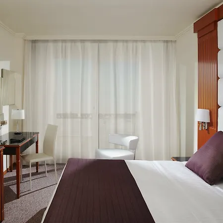 Melia Hotel 4*