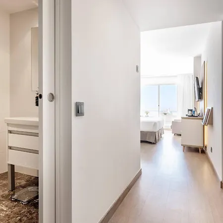 Melia Hotel 4*